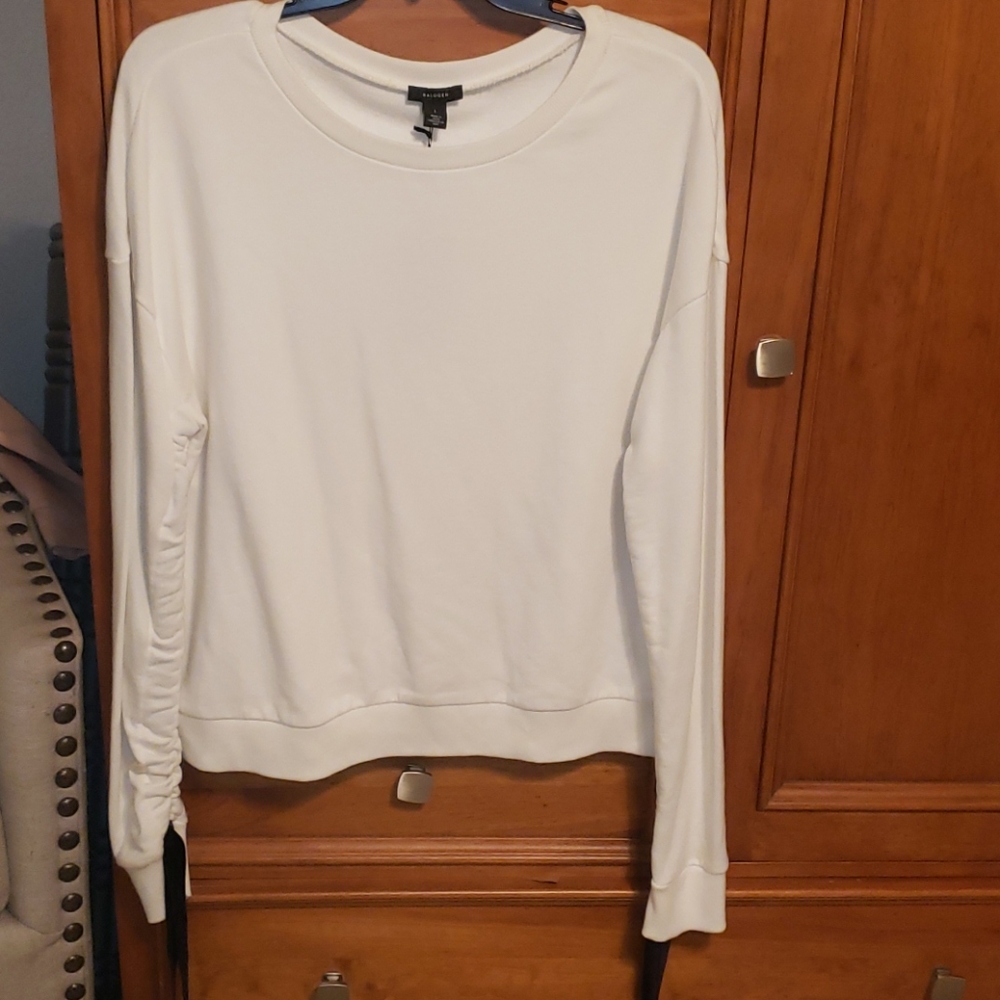 New Halogen White Black Ruched Sleeve Sweatshirt L